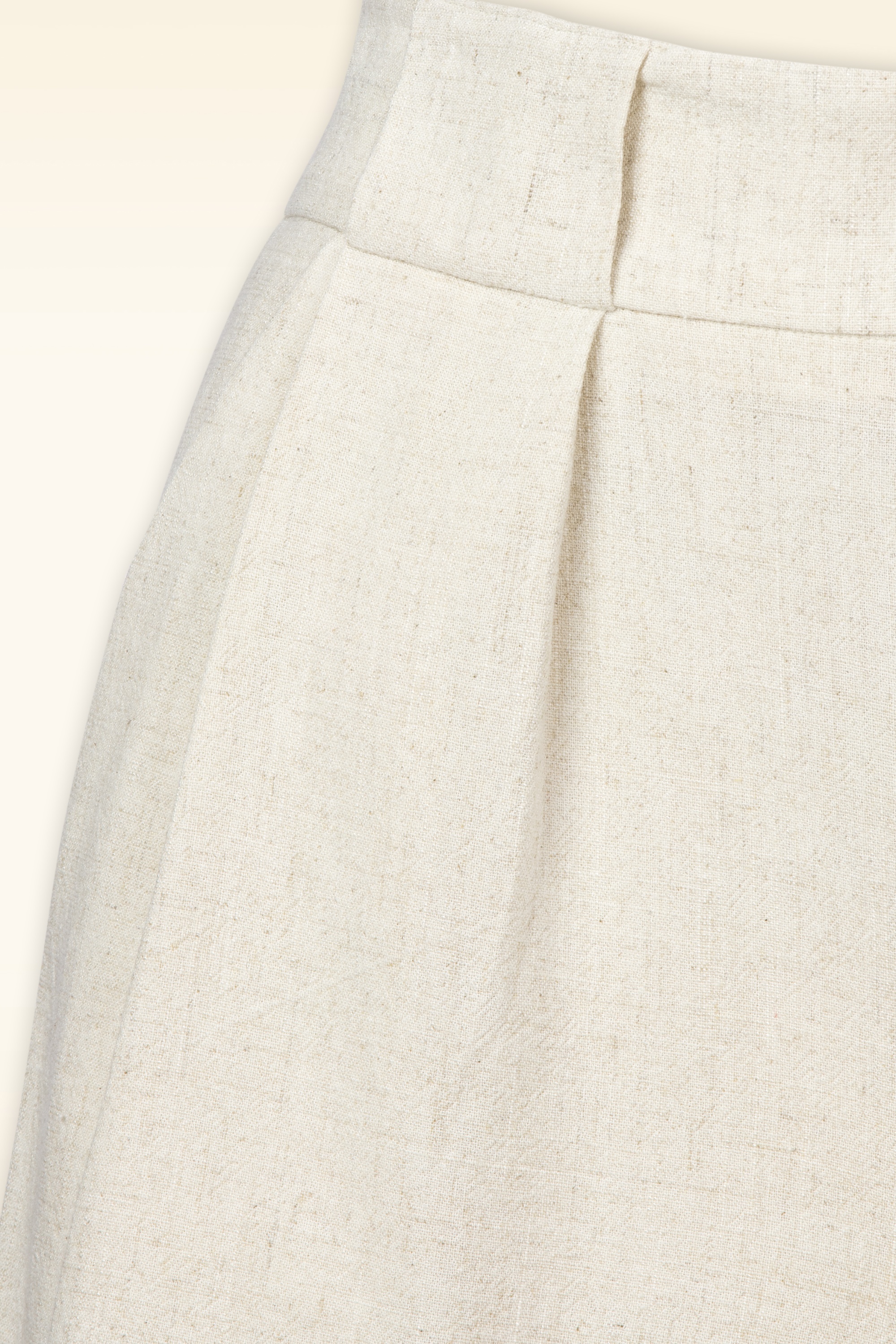 Louche - Hilton Linen Mix short in zand 2