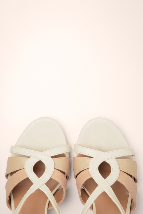 Poti Pati - Maci Block Absatz Sandaletten in Creme. 2