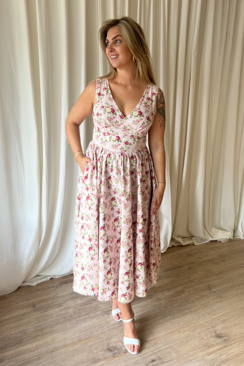 Timeless - Lysandra Vintage Blumen Midikleid in Rosa.