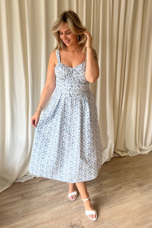 Timeless - Saira Floral jurk in wit en blauw