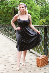 Vintage Chic for Topvintage - Jessie Polka Dot swing jurk in zwart