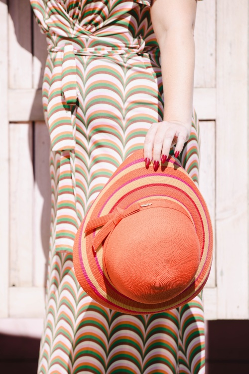 Bronté - Joanna Reisehut in Orange 5