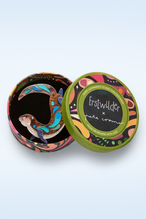 Erstwilder - The Outgoing Otter Brooch 2