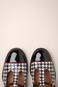 Nemonic - Colette Mary Jane pumps in zwart en wit 2