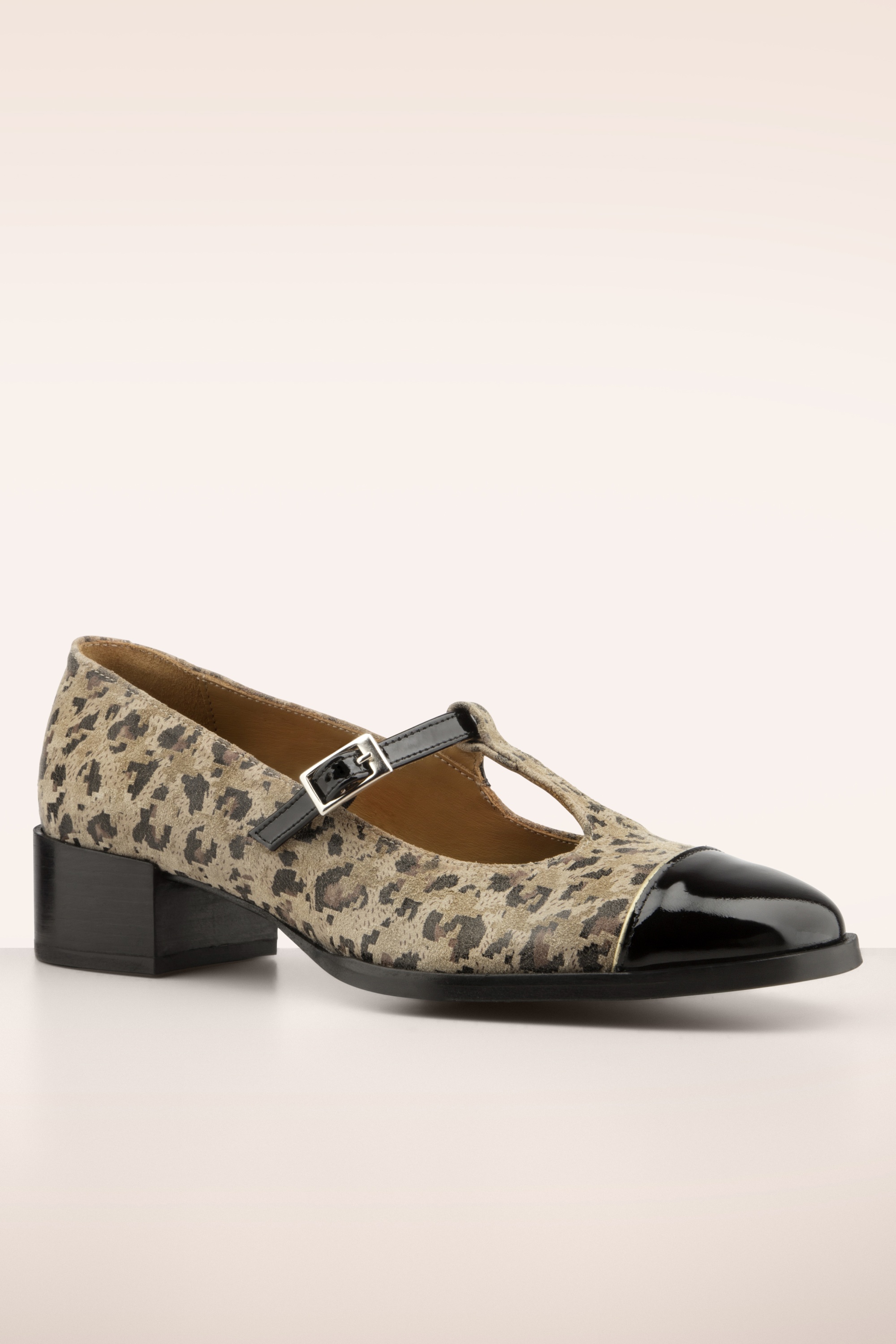 Nemonic - Colette Mary Jane Pumps in Black and Brown 3