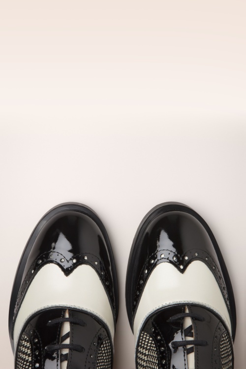 Nemonic - Harvard schoenen in zwart en wit 2