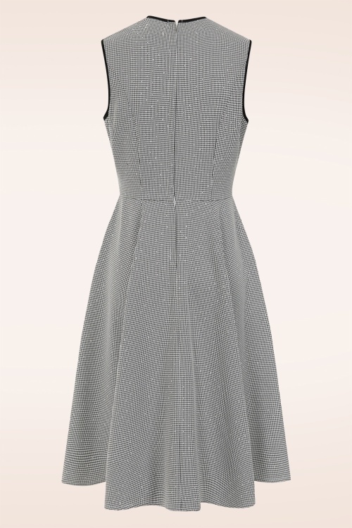 Banned Retro - Norah Houndstooth Swing Dress in Black and White 5