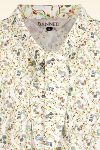 Banned Retro - Eichhörnchen Bluse in Weiß 4