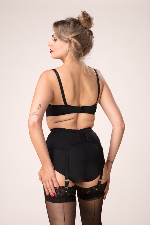 What Katie Did - 50s Liz Suspender Belt in Black 2