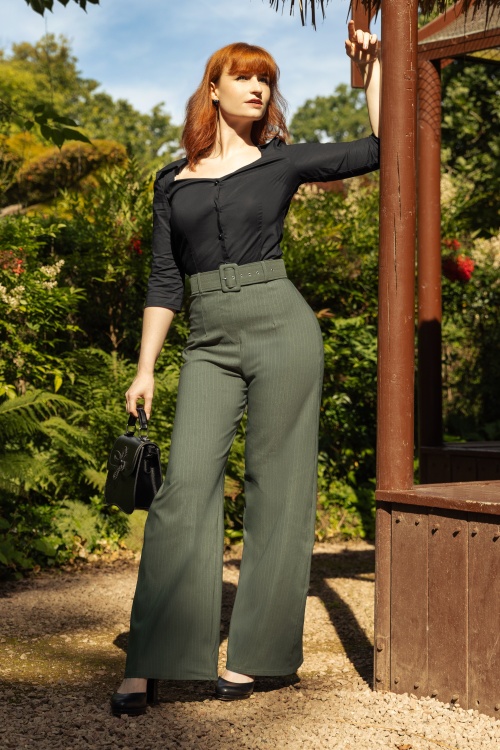 Vintage Chic for Topvintage - Pantalon à rayures tennis Sasha en vert olive