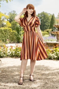 Vintage Chic for Topvintage - Topvintage exclusive ~ Sadie Stripes swing jurk in bruin