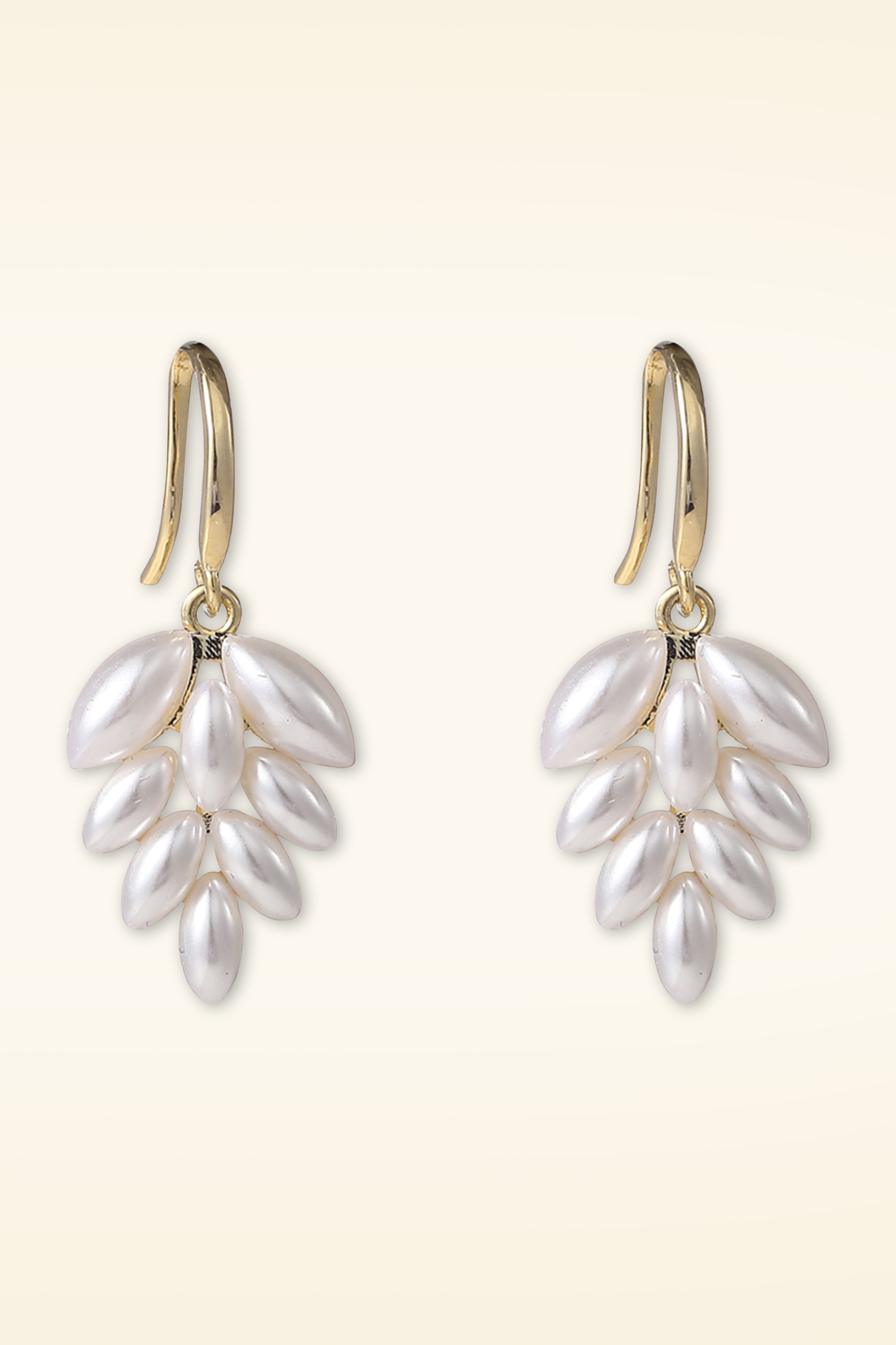 Day&Eve by Go Dutch Label - Pearly Leaves Ohrringe in Gold 2