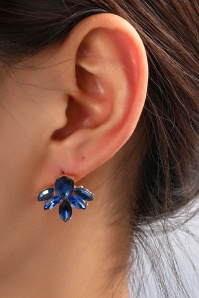 Day&Eve by Go Dutch Label - Stone Stud Flower oorbellen in goud en blauw