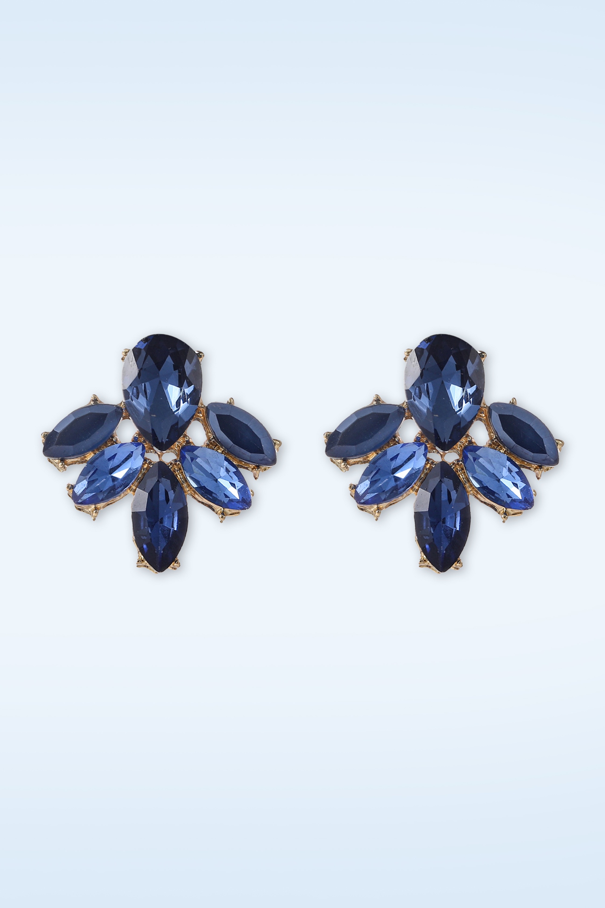 Day&Eve by Go Dutch Label - Stone Stud Flower oorbellen in goud en blauw 2