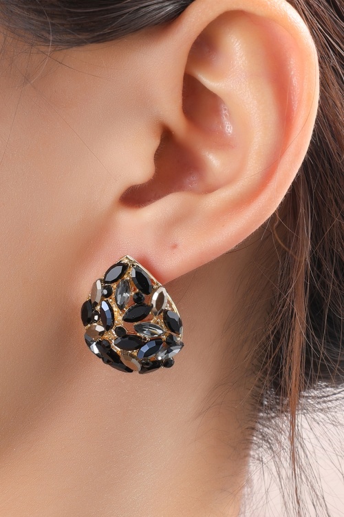 Day&Eve by Go Dutch Label - Blättrige Drop Stud Ohrringe in Gold und Schwarz