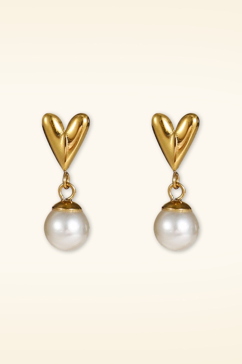 Day&Eve by Go Dutch Label - Pearly Heart Stud Ohrringe in Gold