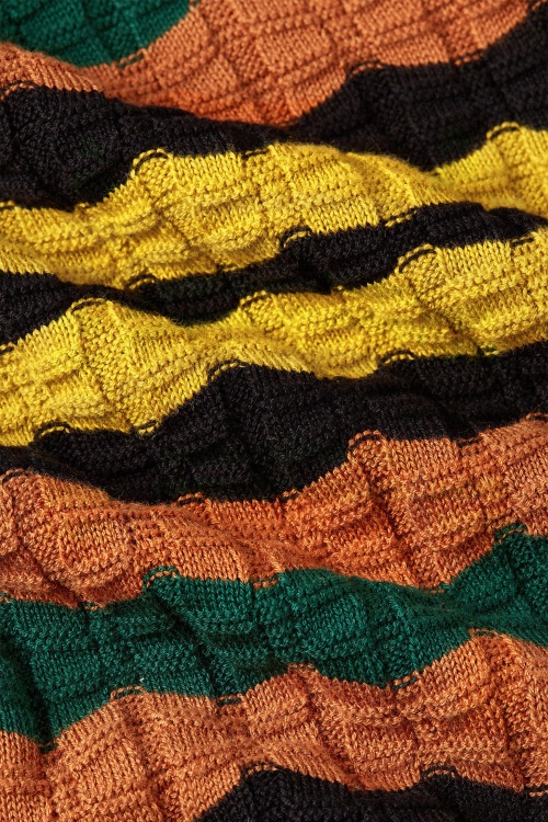 King Louie - Royal V-Neck cardi in zwart en multi 3