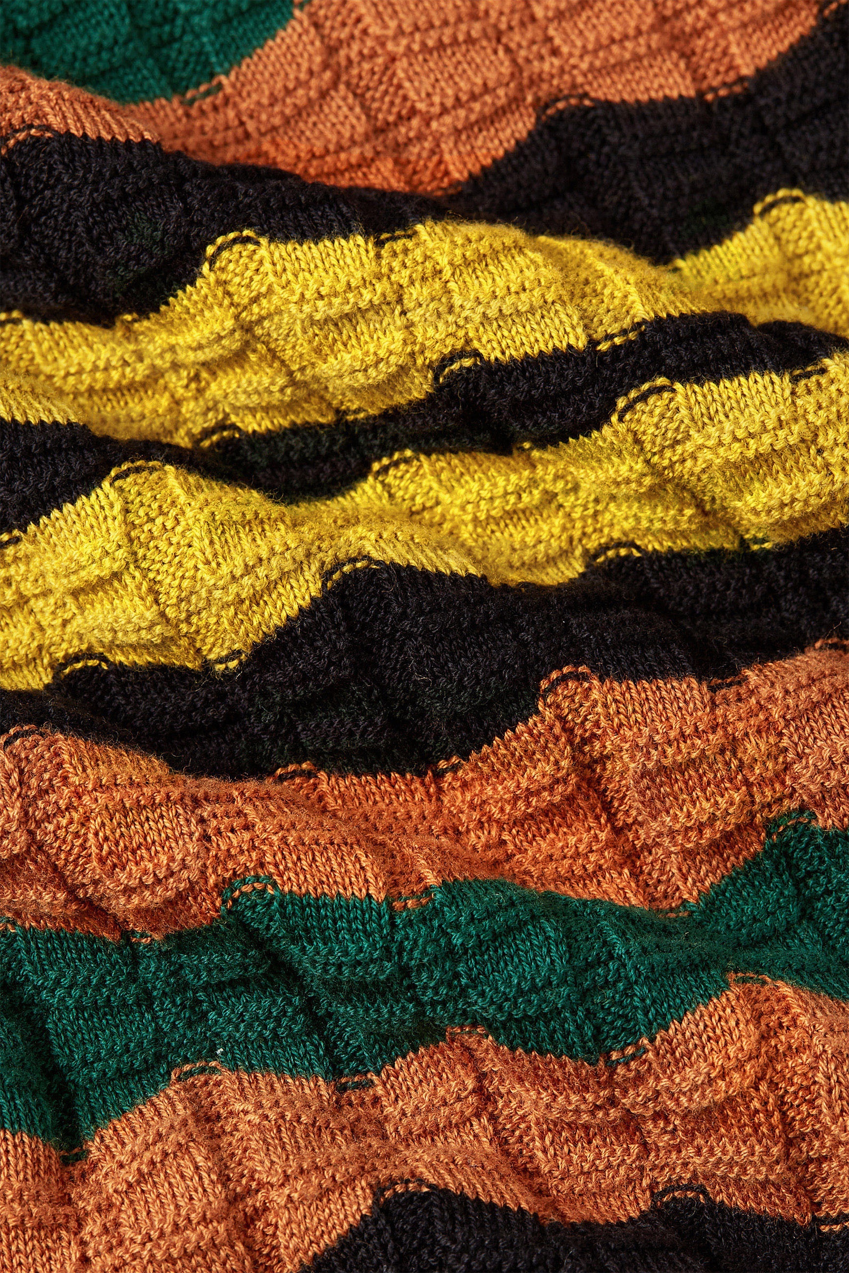 King Louie - Royal V-Neck cardi in zwart en multi 3