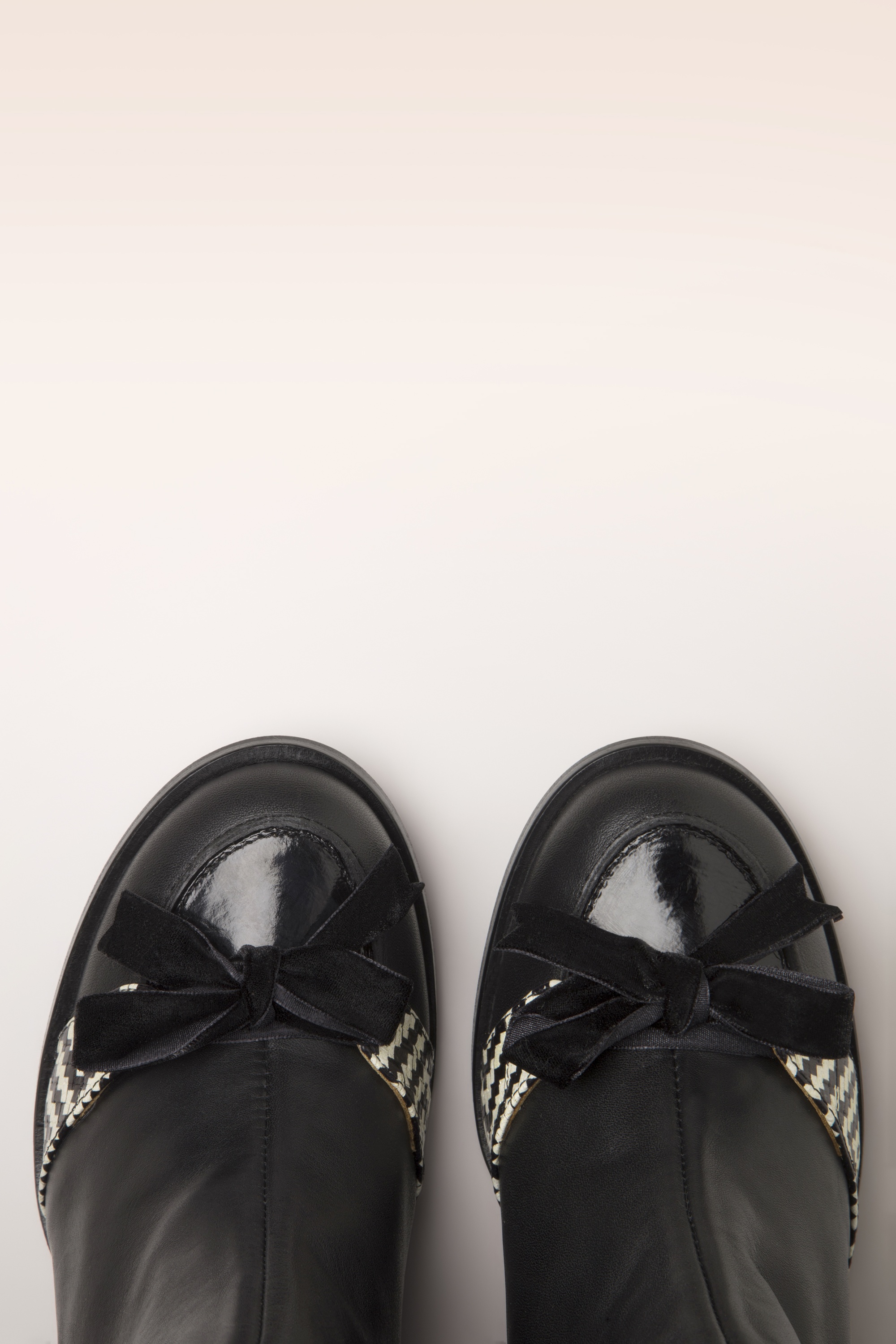 Nemonic - Nantes Bora laarsjes in zwart 3