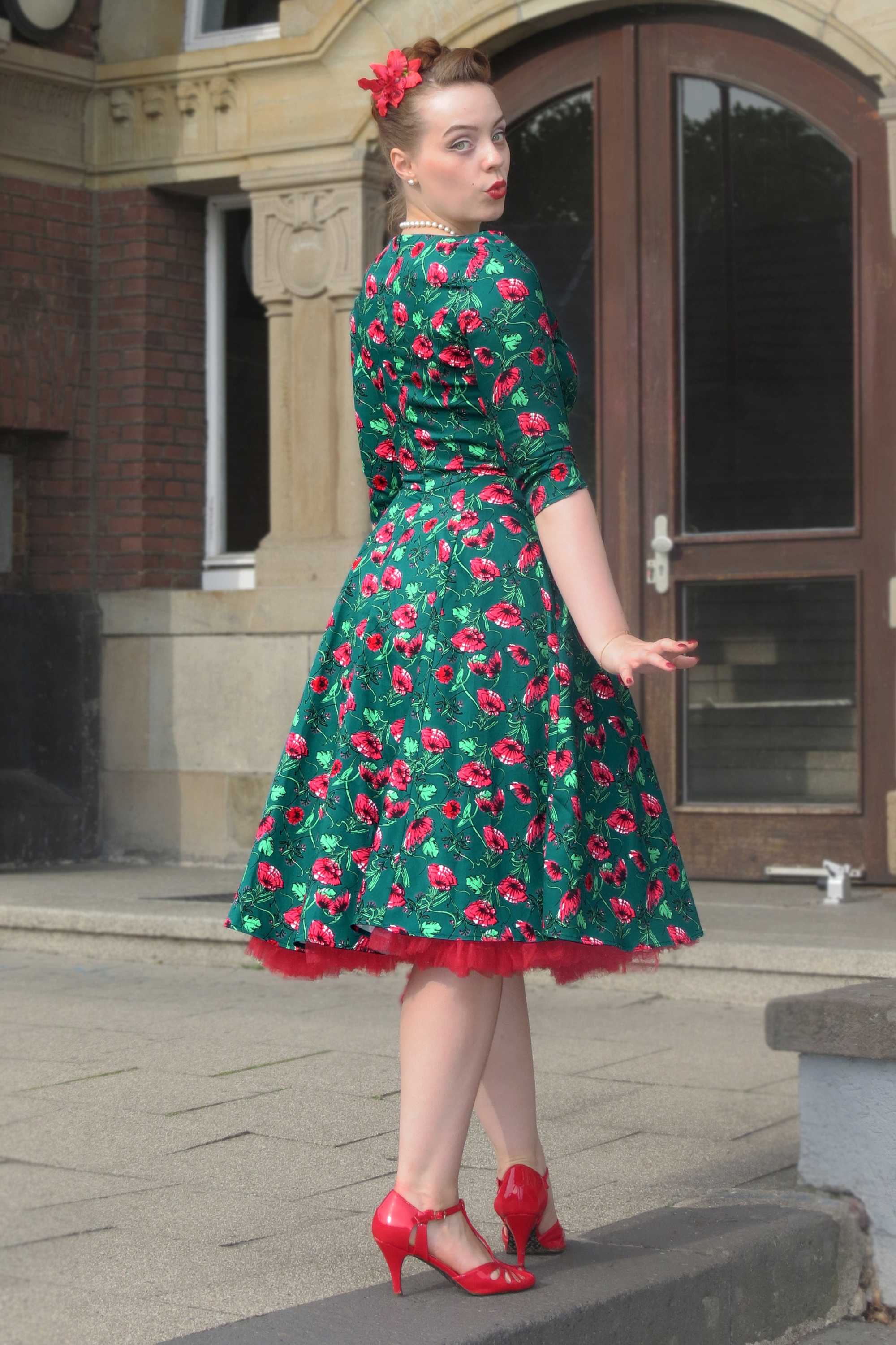 Topvintage Boutique Collection - Topvintage exclusive ~ Adriana Floral swing jurk in donkergroen 2