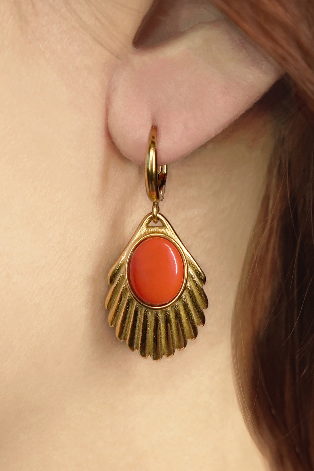 Urban Hippies - Venus oorbellen in bloedkoraal