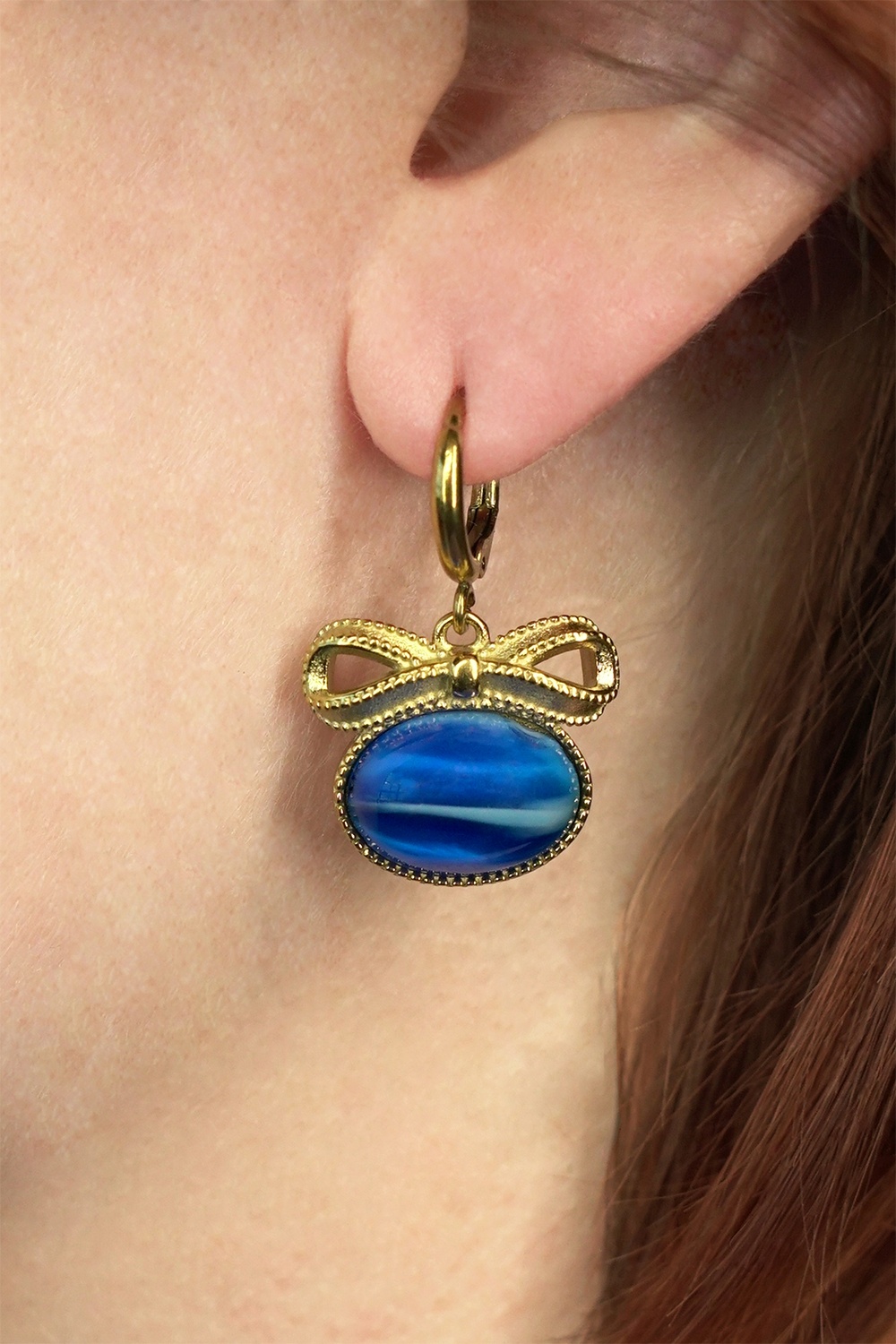 Urban Hippies - Sassy oorbellen in blauw glas