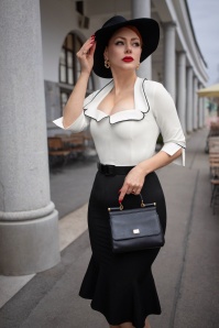 Glamour Bunny - Emiliya Fishtail jurk in zwart en wit 4