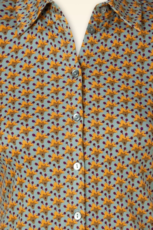 Surkana - Sadie blouse met grafische print in lichtblauw 2