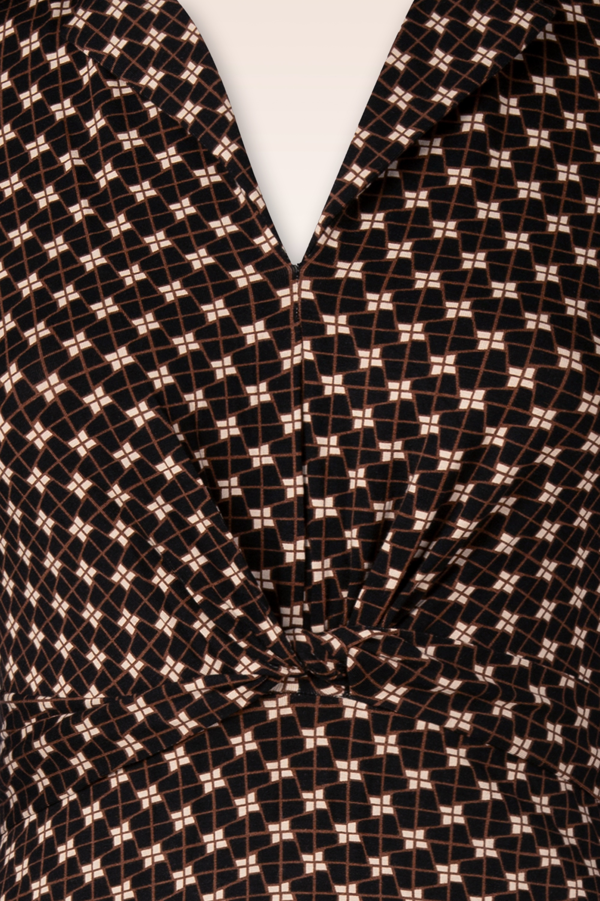 Surkana - Audrey geknoopte jurk in zwart en multi 2