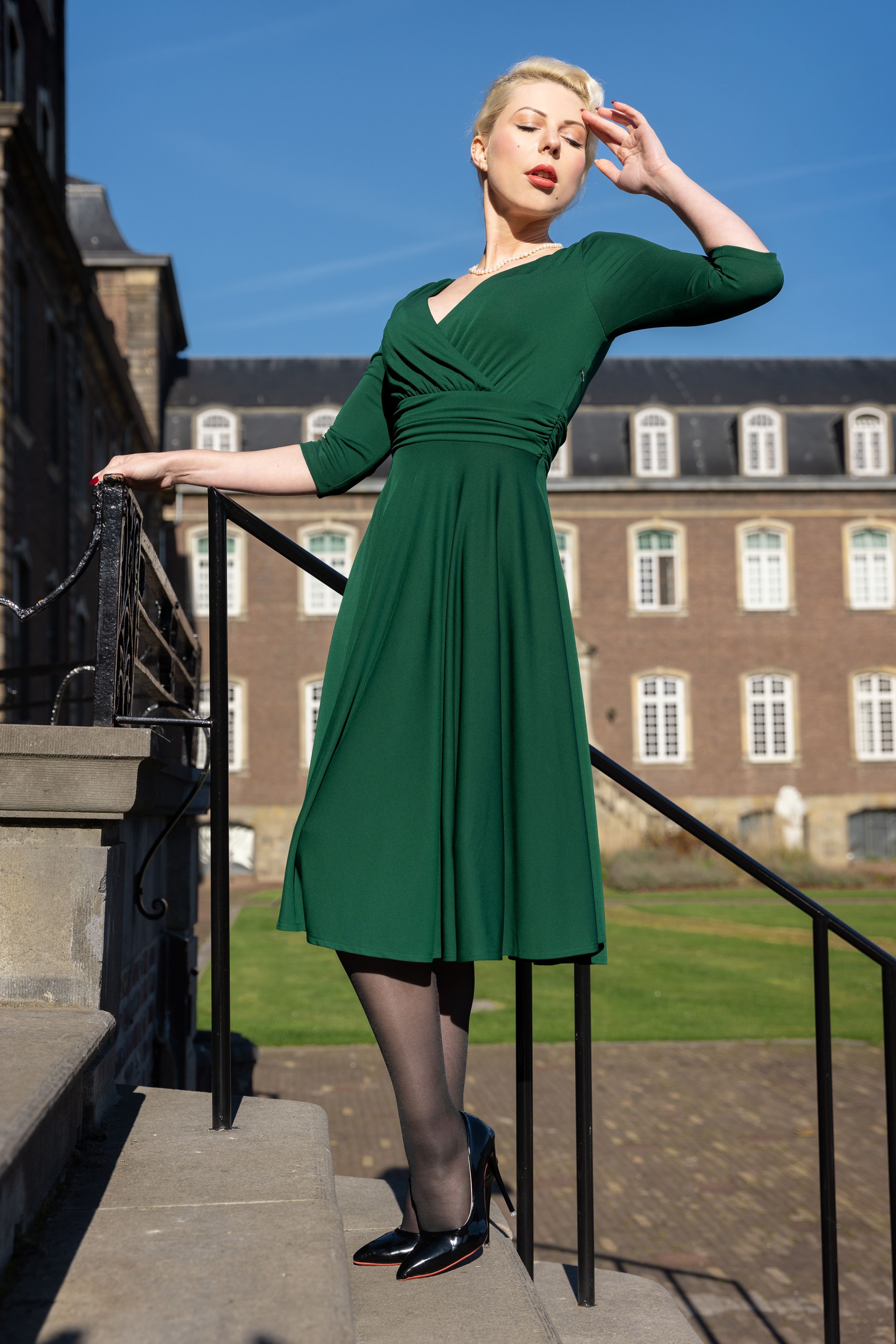 Vintage Diva  - The Allessandra swing jurk in smaragdgroen 7