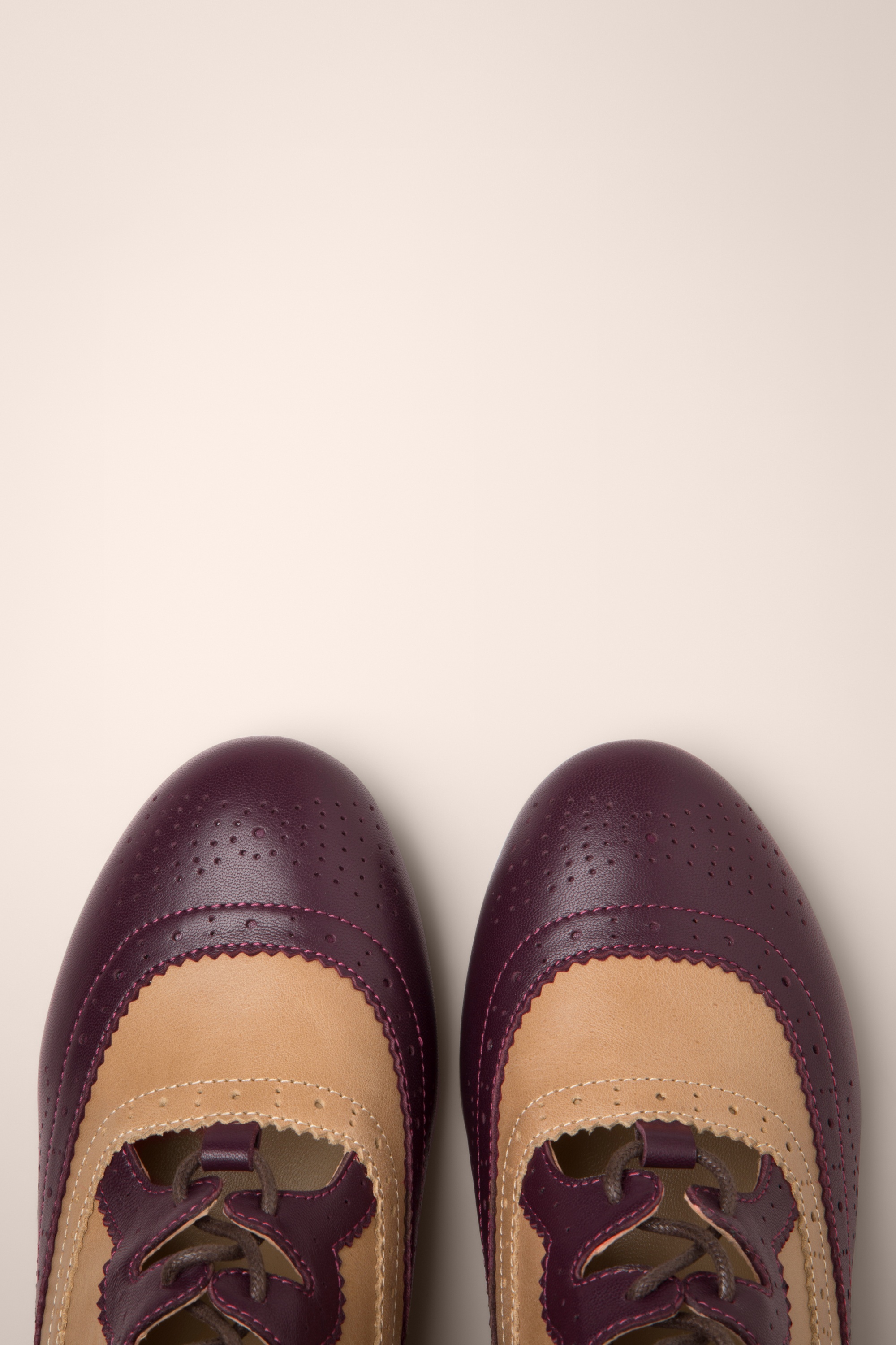 Lola Ramona ♥ Topvintage - Ava Tailored Elegance shoe booties in aubergine en taupe 3