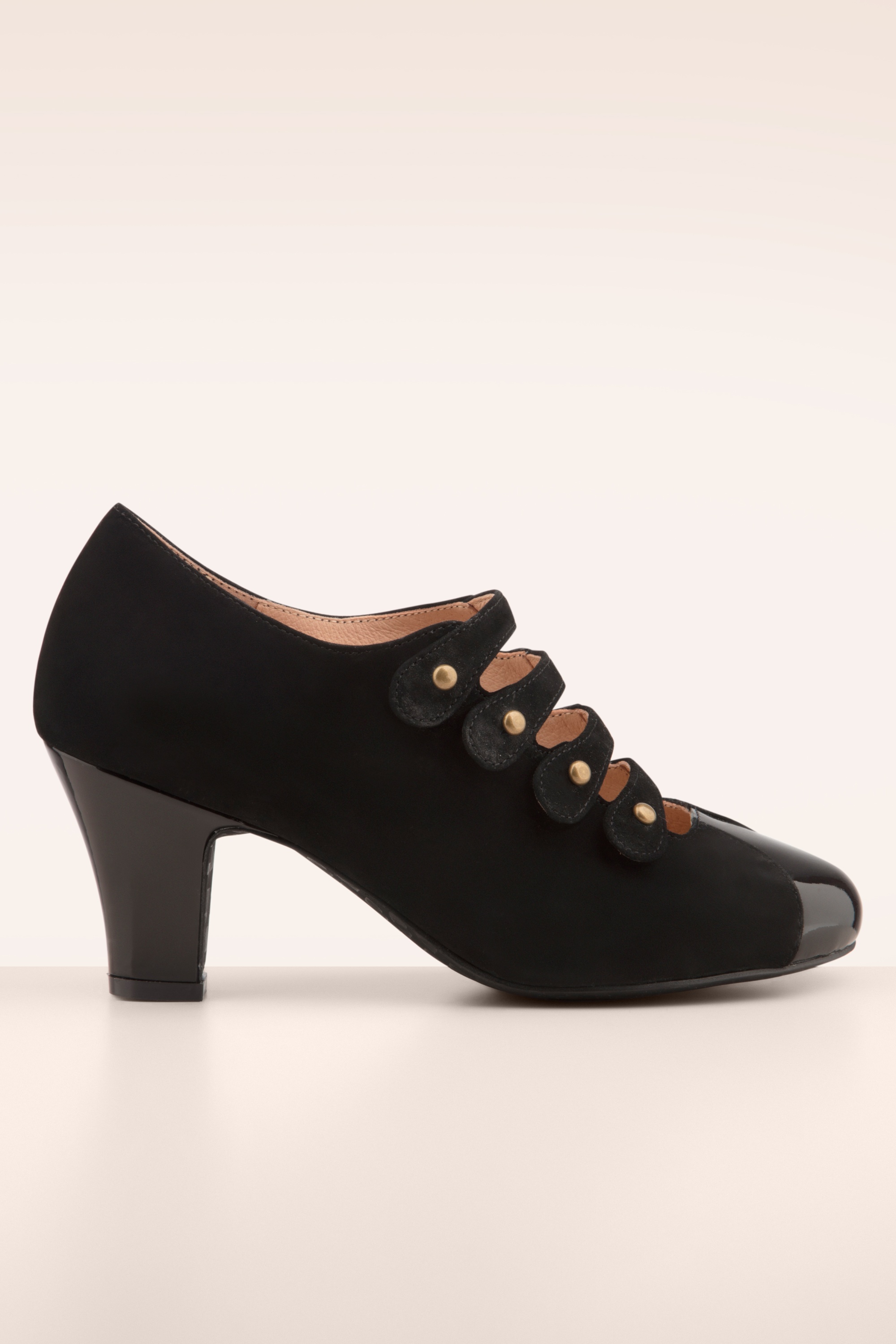 Lola Ramona ♥ Topvintage - Ava Monochrome pumps in zwart 2