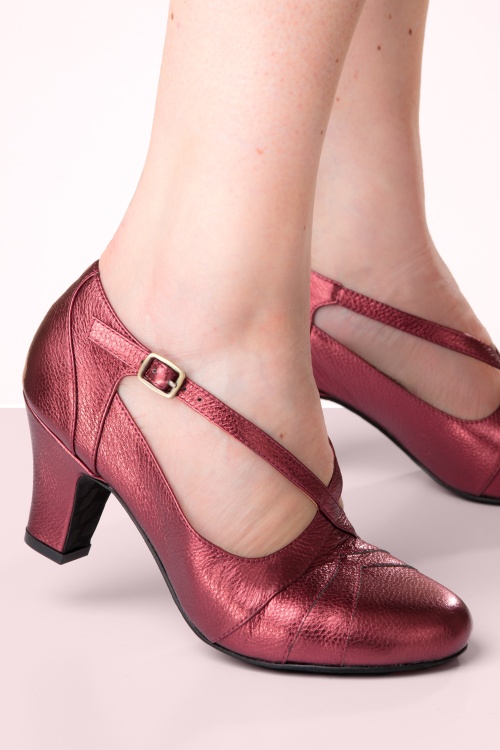 Lola Ramona ♥ Topvintage - Ava Radiance pumps in metallic oxblood rood