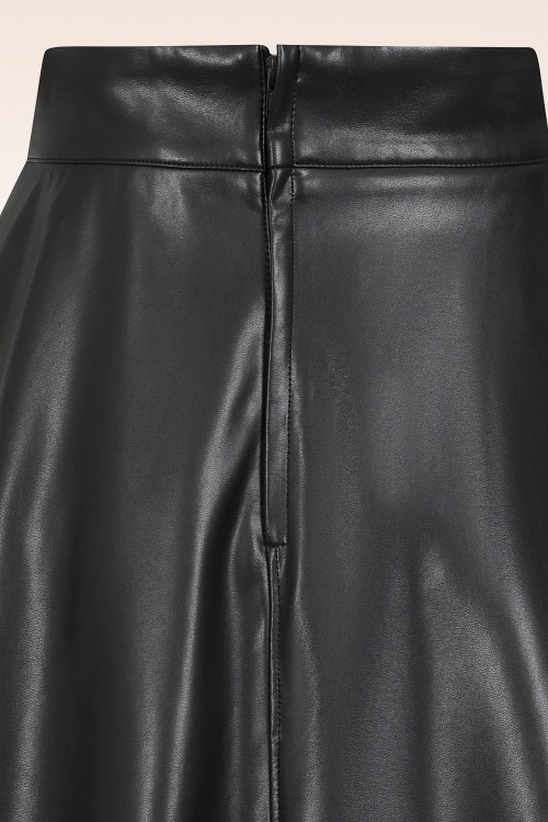Banned Retro - Piper lederlook swing rok in zwart 6