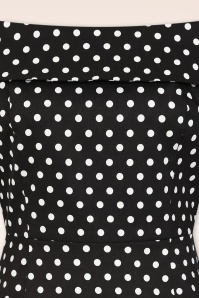 Banned Retro - Gemma Off-shoulder polka dot pencil jurk in zwart 4