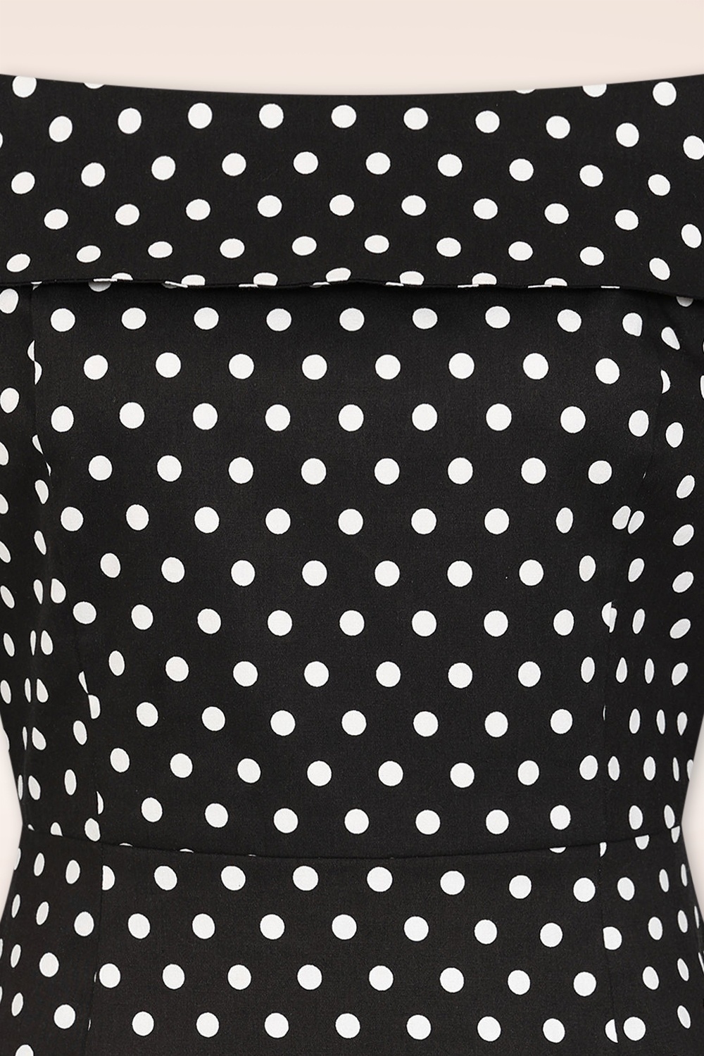 Banned Retro - Gemma Off-shoulder polka dot pencil jurk in zwart 4