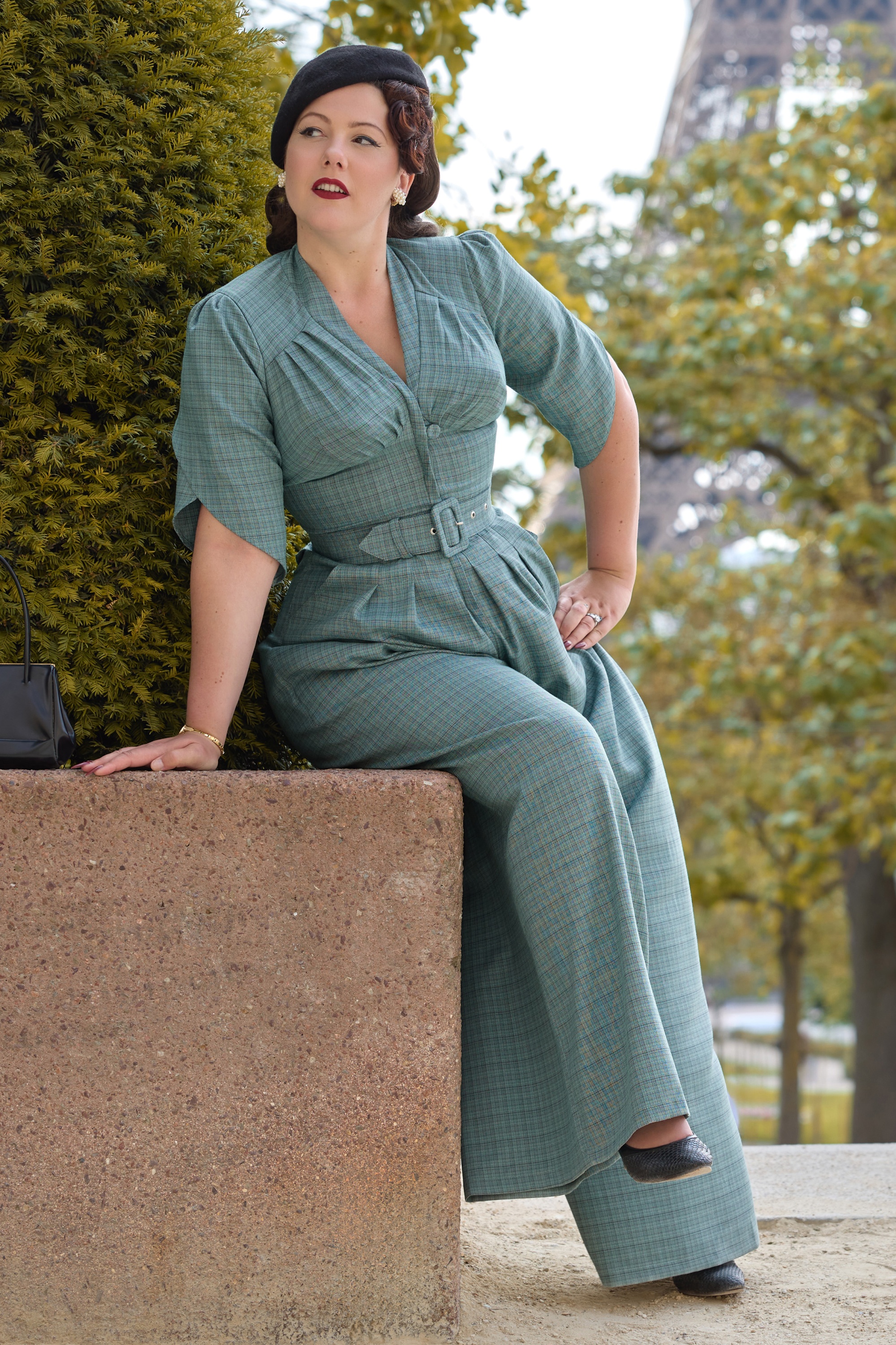 Miss Candyfloss - Jeanne Azure jumpsuit in koi blauw