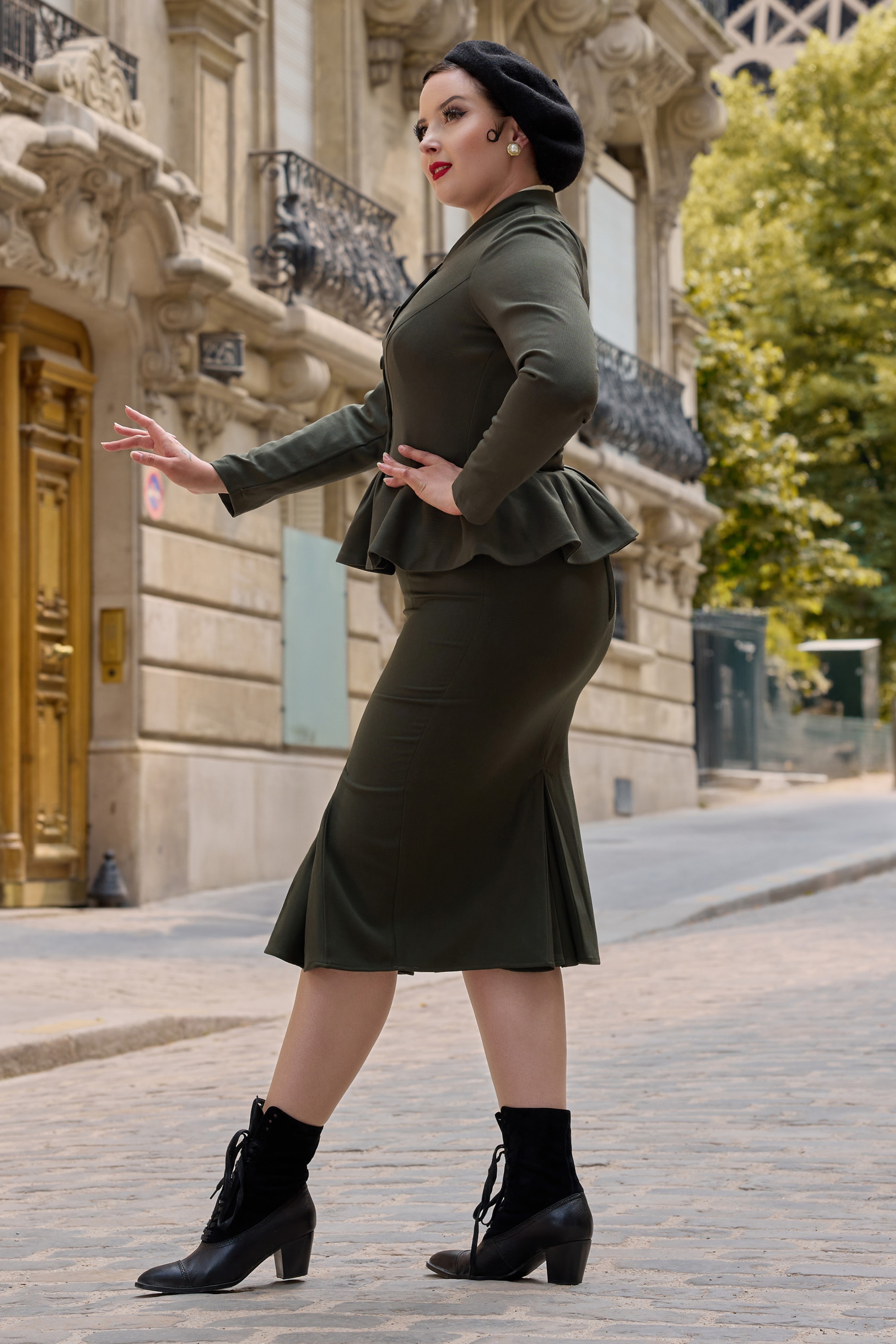 Miss Candyfloss - Solene Asparagus blazer in juniper groen 2