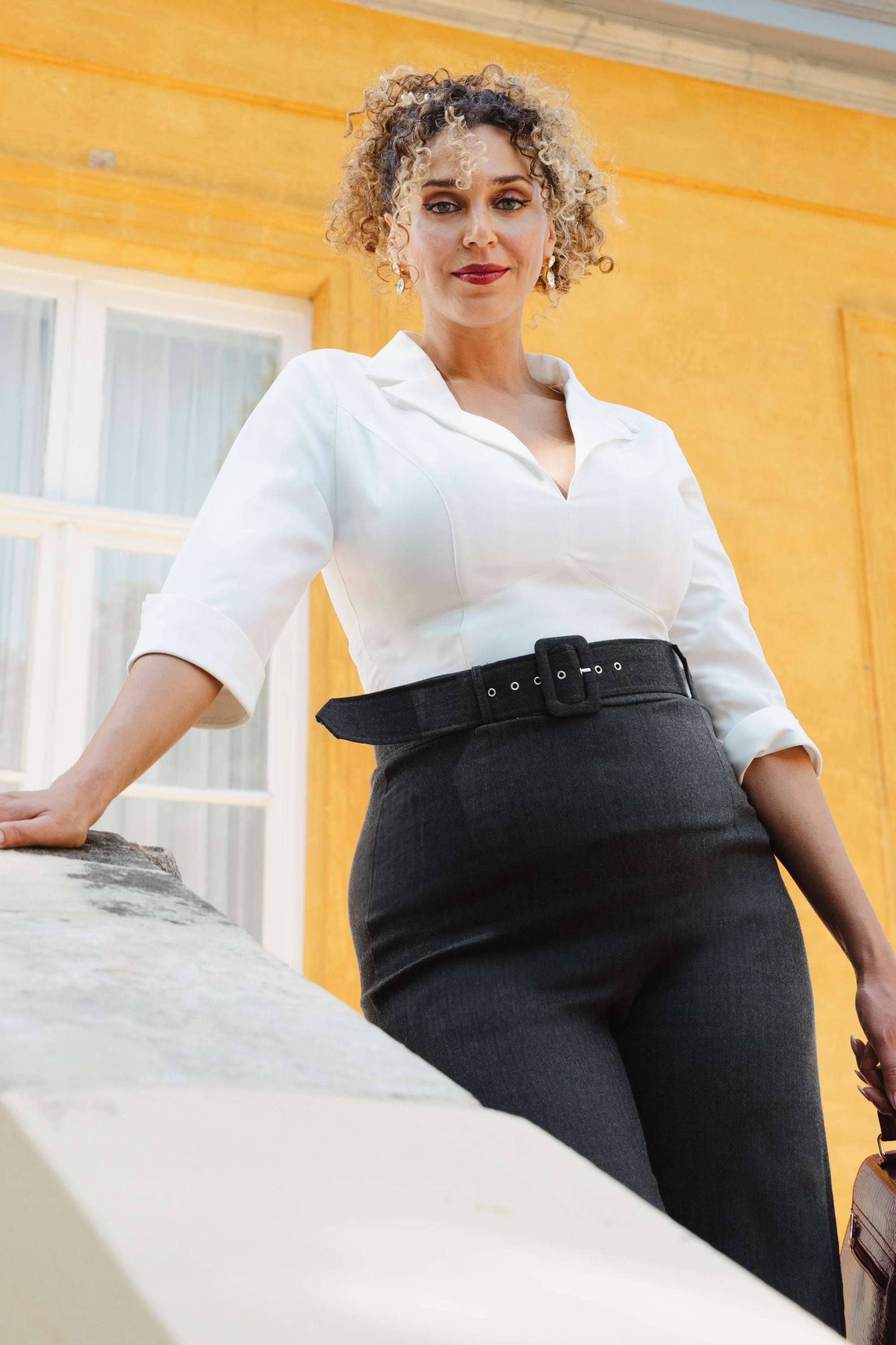 Glamour Bunny Business Babe - Dianne blouse in crispy wit 7