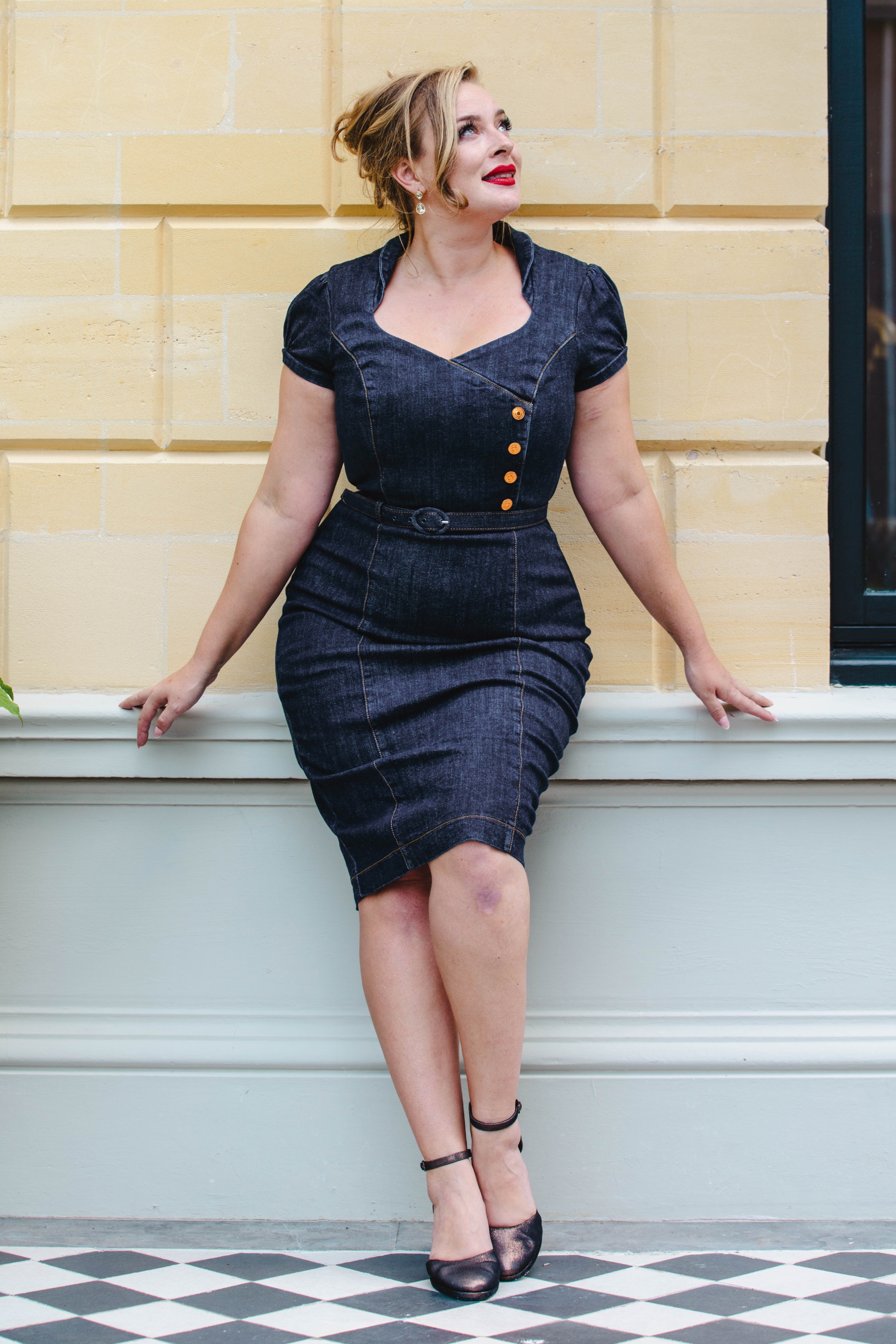 Rock-a-Booty - Lydia pencil jurk in donker denim