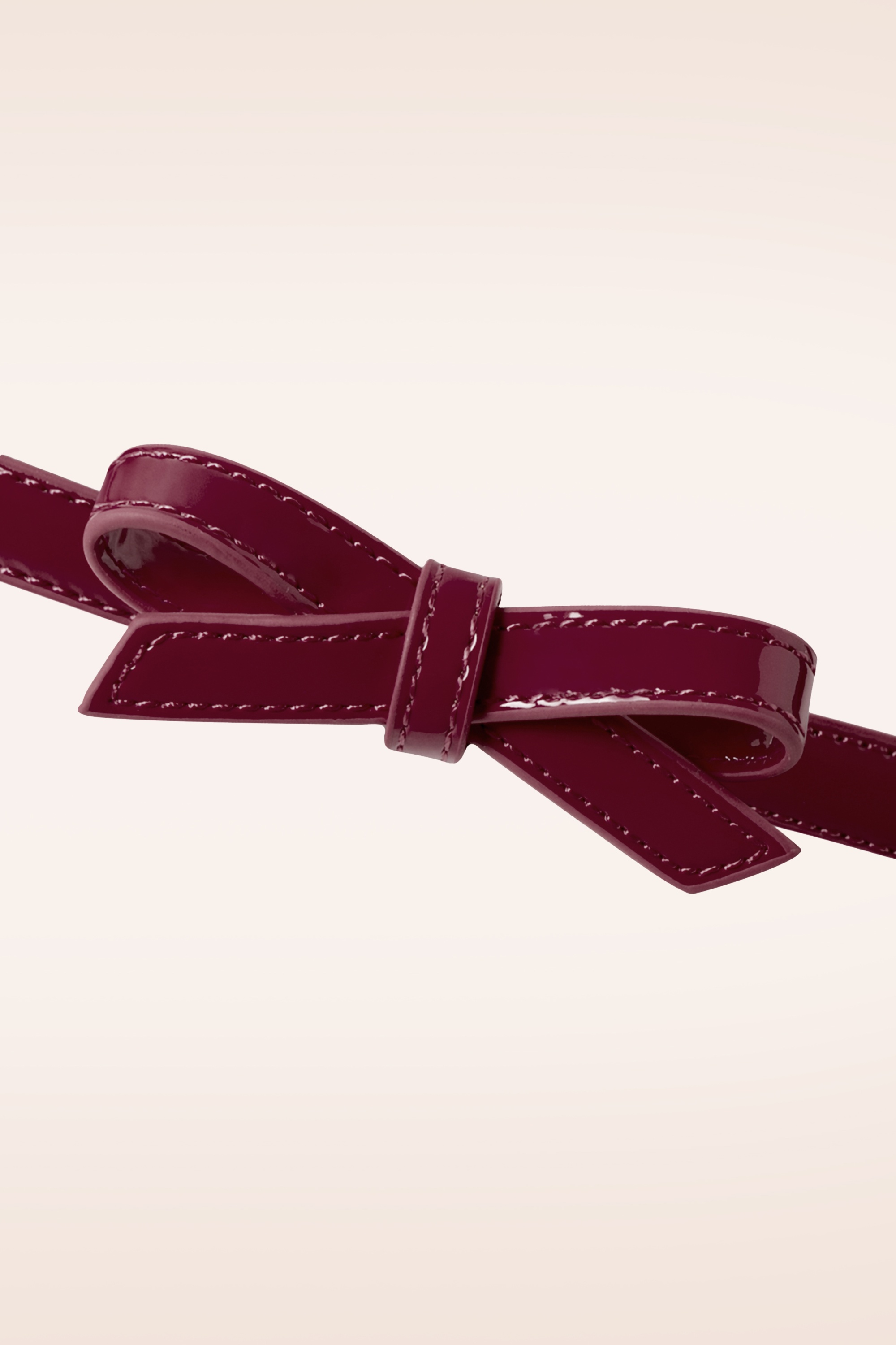 Banned Retro - Gold Rush lak strikriem in bordeauxrood 2