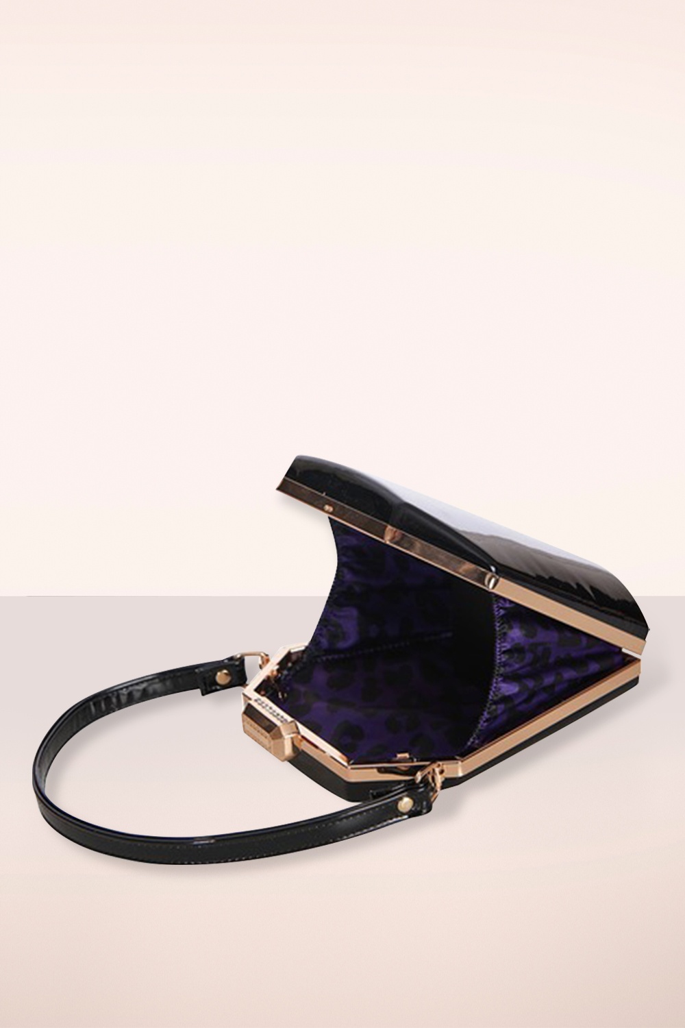 Banned Retro - Lilly's Coffin handtas in zwart 2