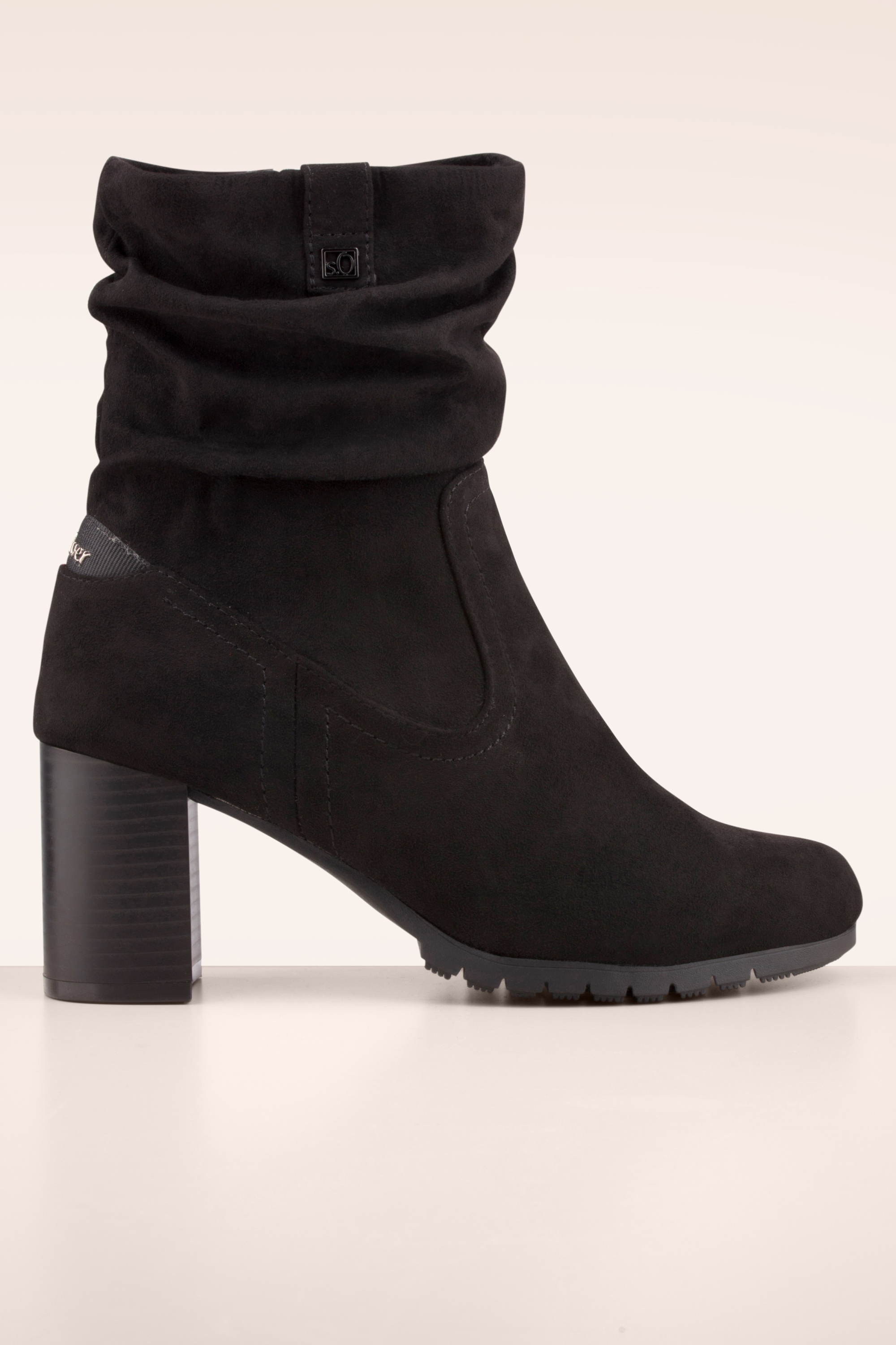 s.Oliver - Luna booties in zwart