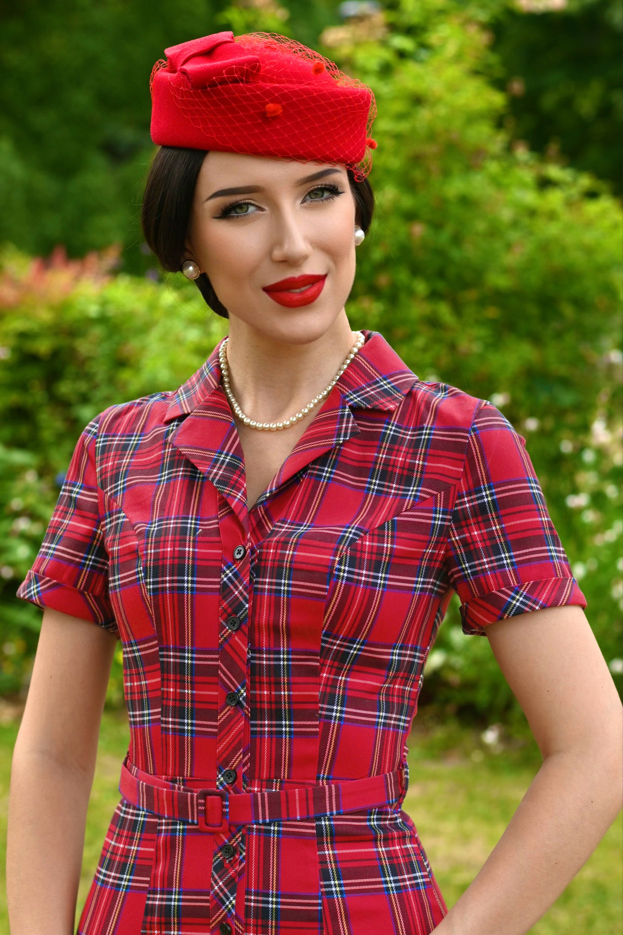 Hearts & Roses - Terissa Tartan pencil jurk in rood 3