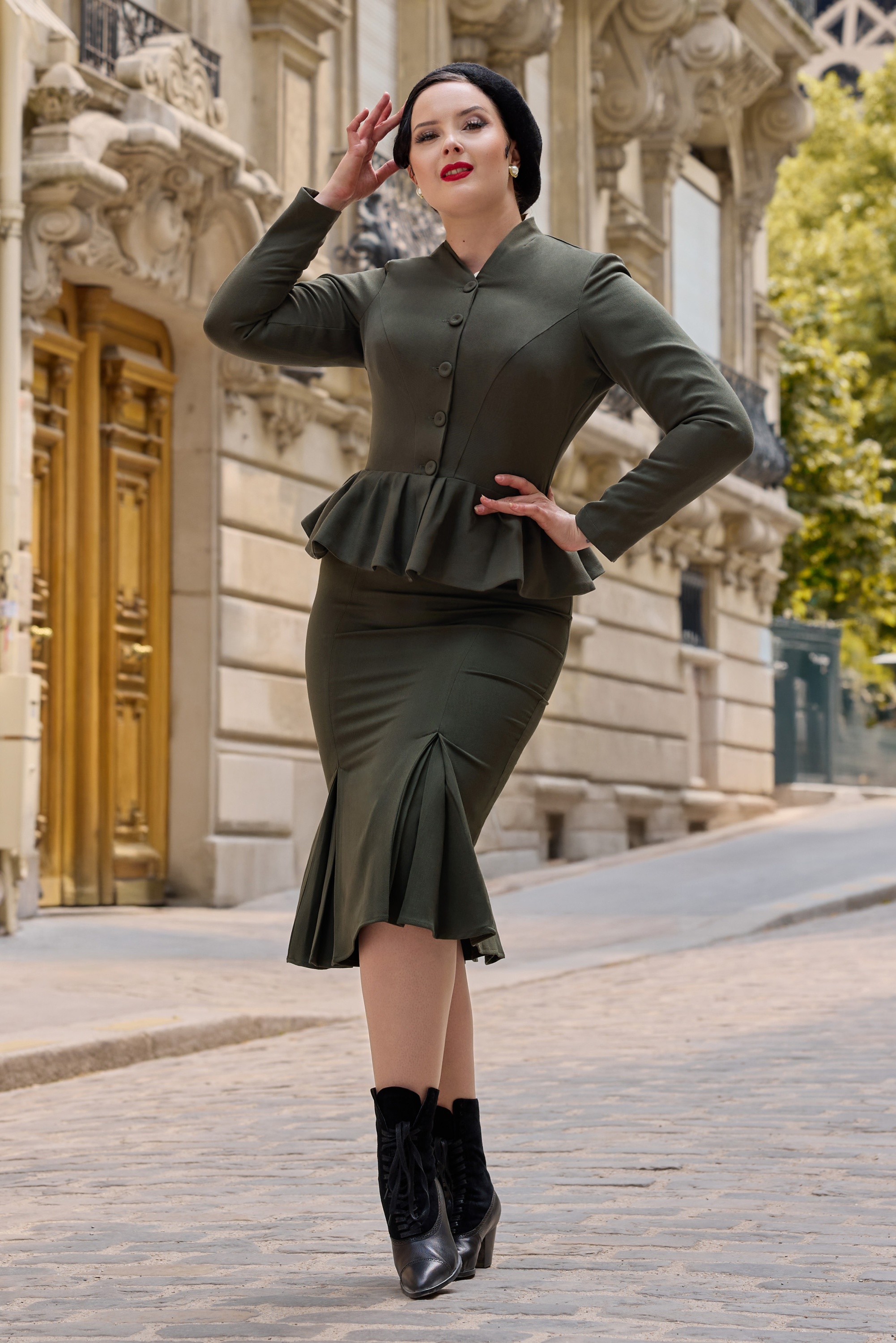 Miss Candyfloss - Fanny Asparagus pencil rok in jeneverbes groen