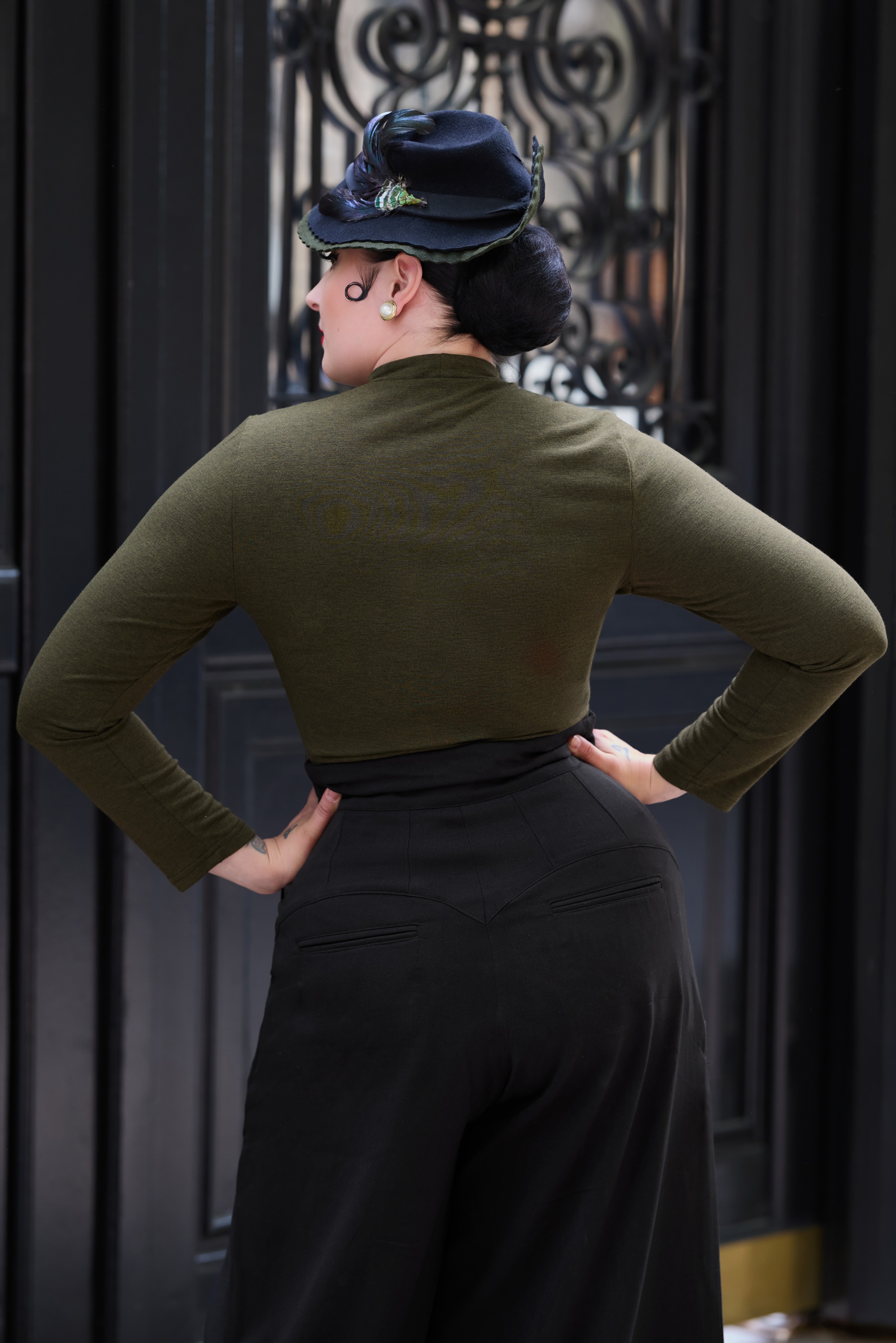 Miss Candyfloss - Axelle Sage top in donker salie 3