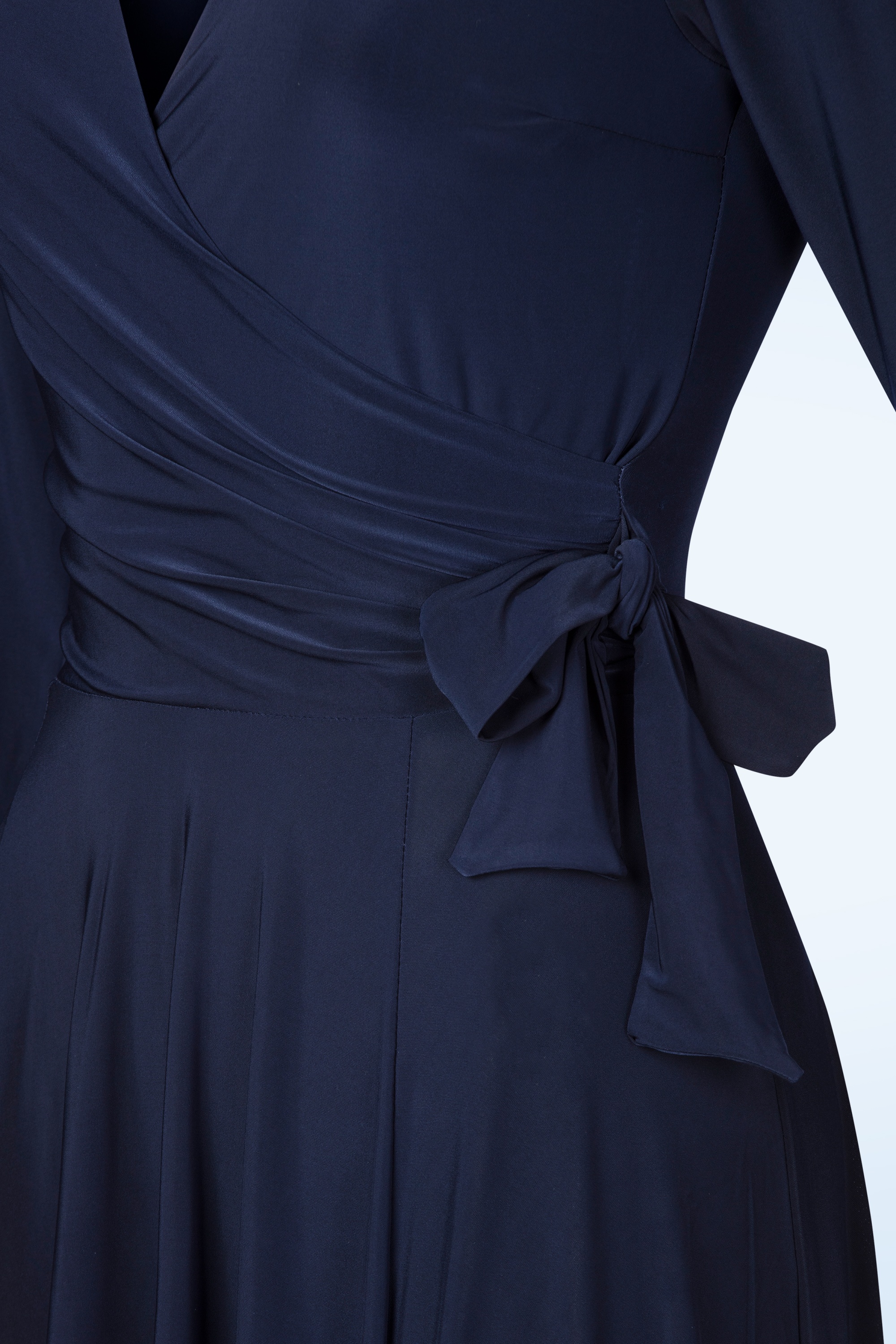 Vintage Chic for Topvintage - Topvintage exclusive ~ Athena slinky swing jurk in marineblauw 2