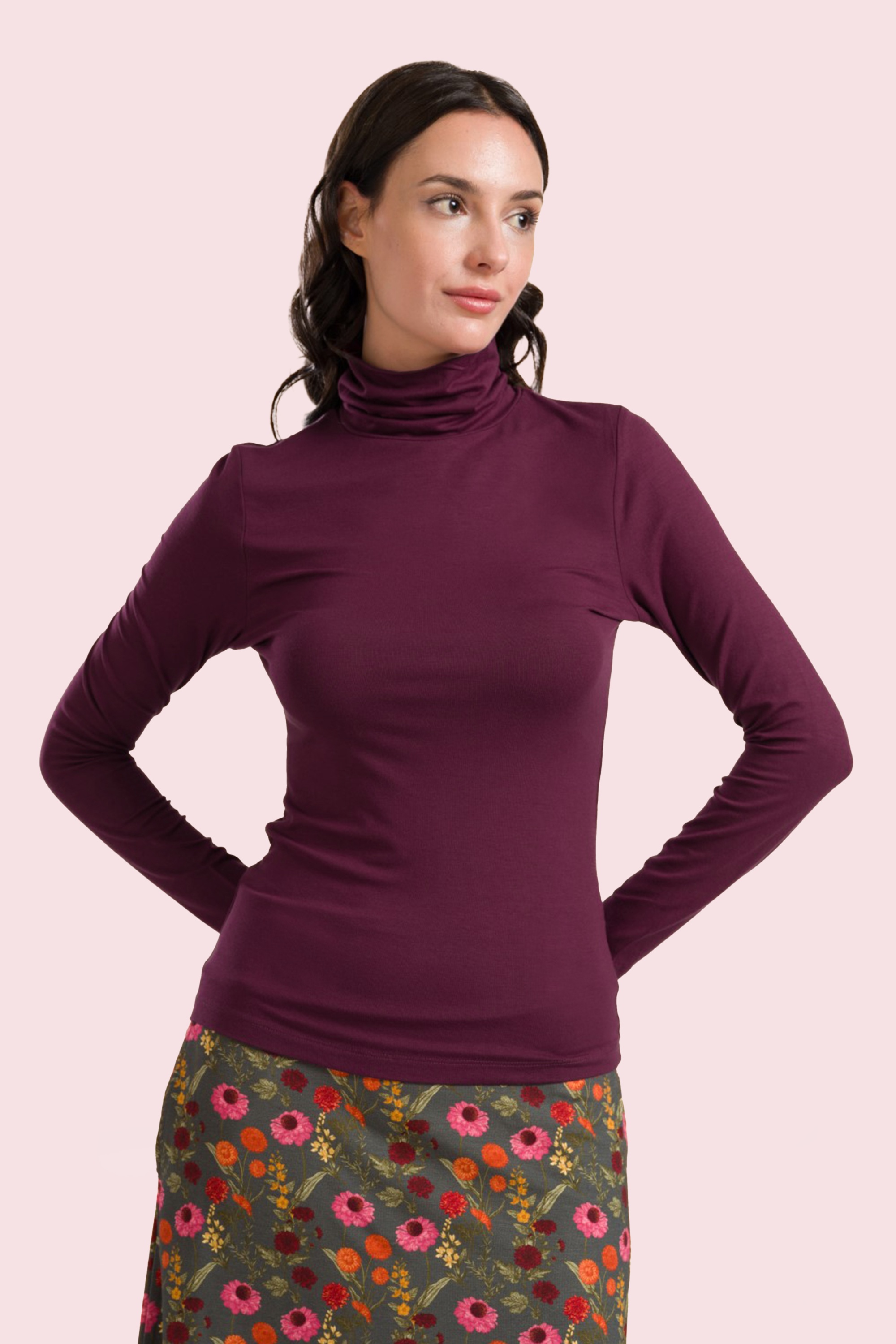 LaLamour - Ruby top in bordeaux 2