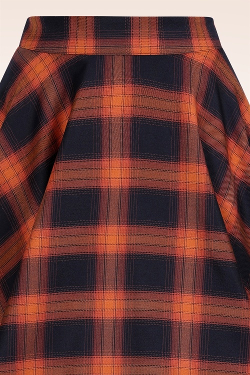 Banned Retro - Winter Check swing rok in oranje en navy 4