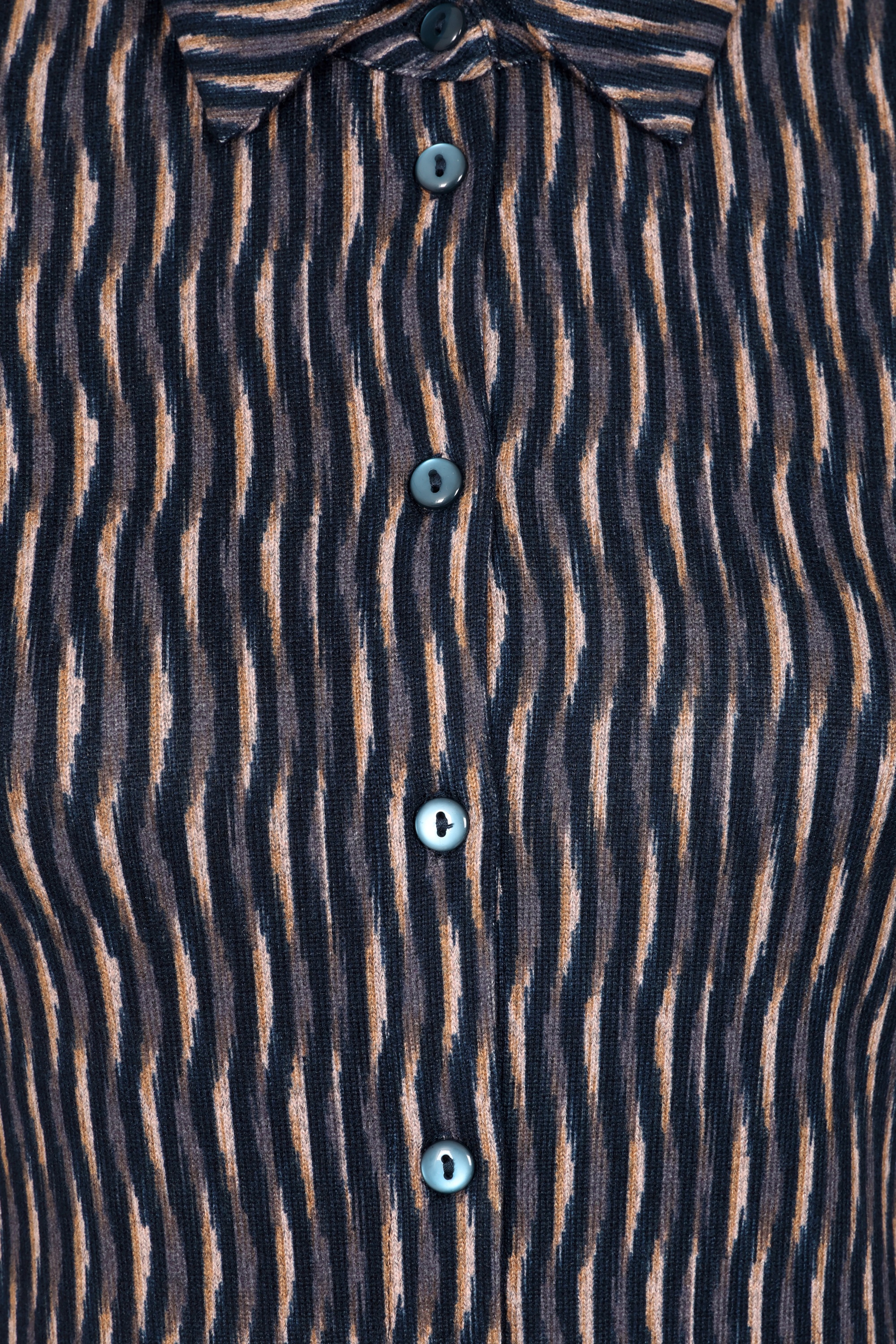 Surkana - Sue Wave print blouse in blauw 2